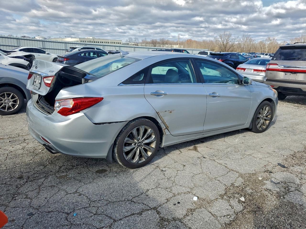 2011 Hyundai Sonata Se - Фото 3