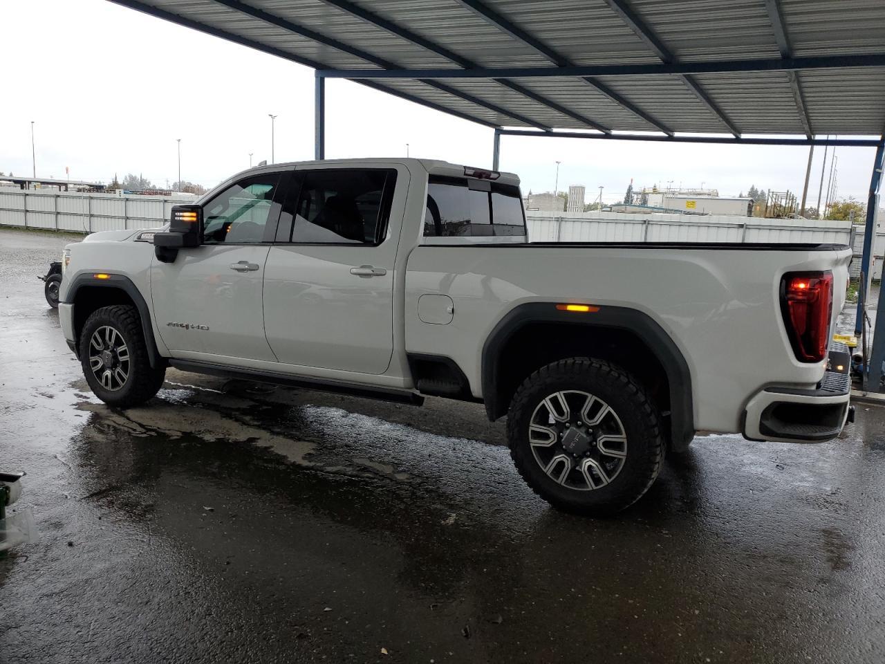 2022 GMC Sierra K2500 At4 - Фото 2