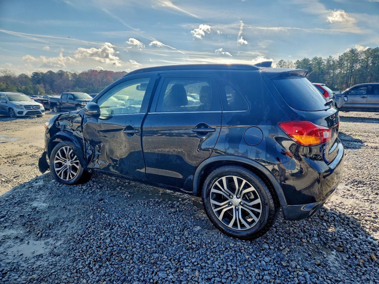2017 Mitsubishi Outlander Sport Sel - Фото 2