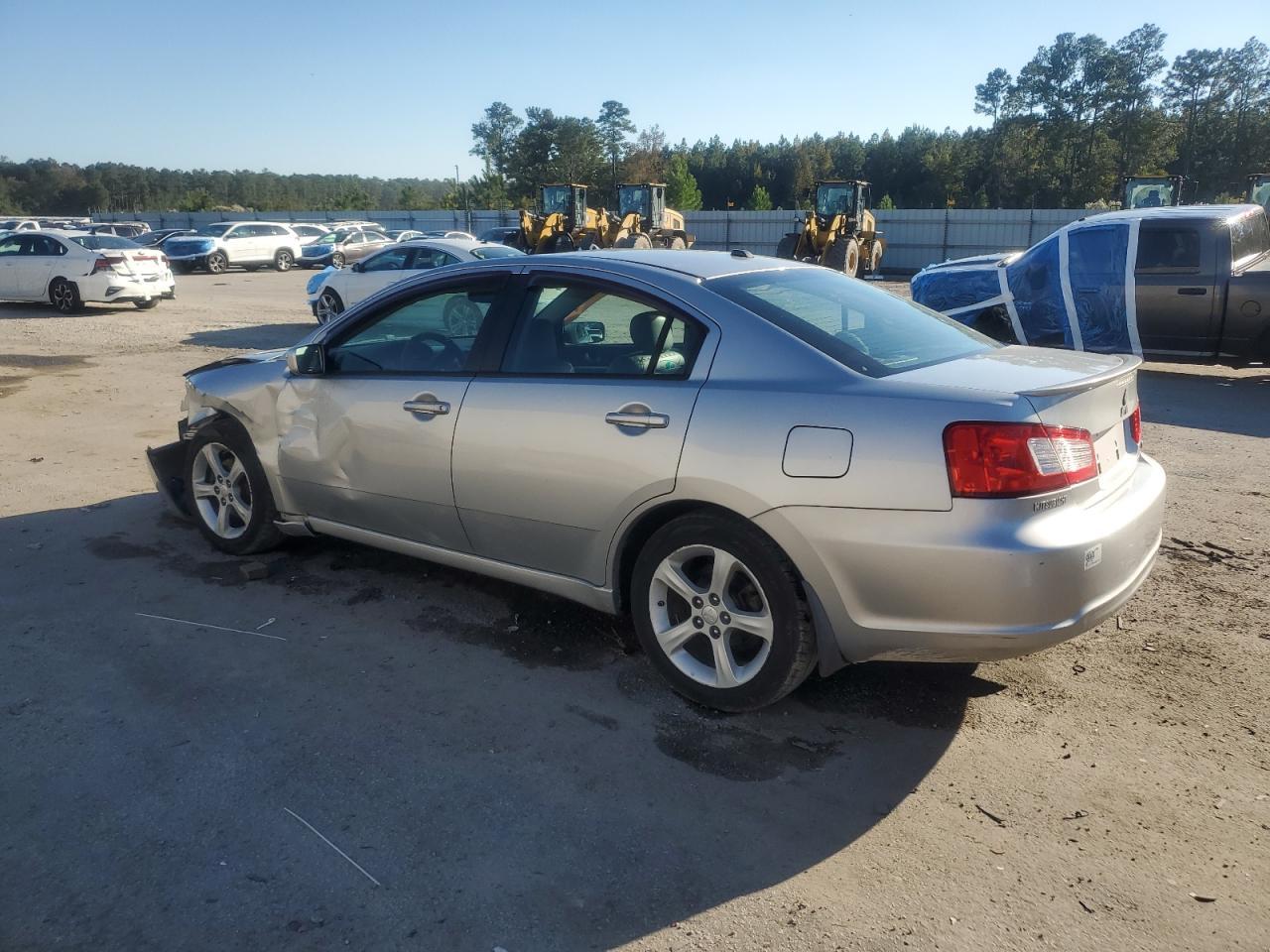 2009 Mitsubishi Galant Sport - Image 2