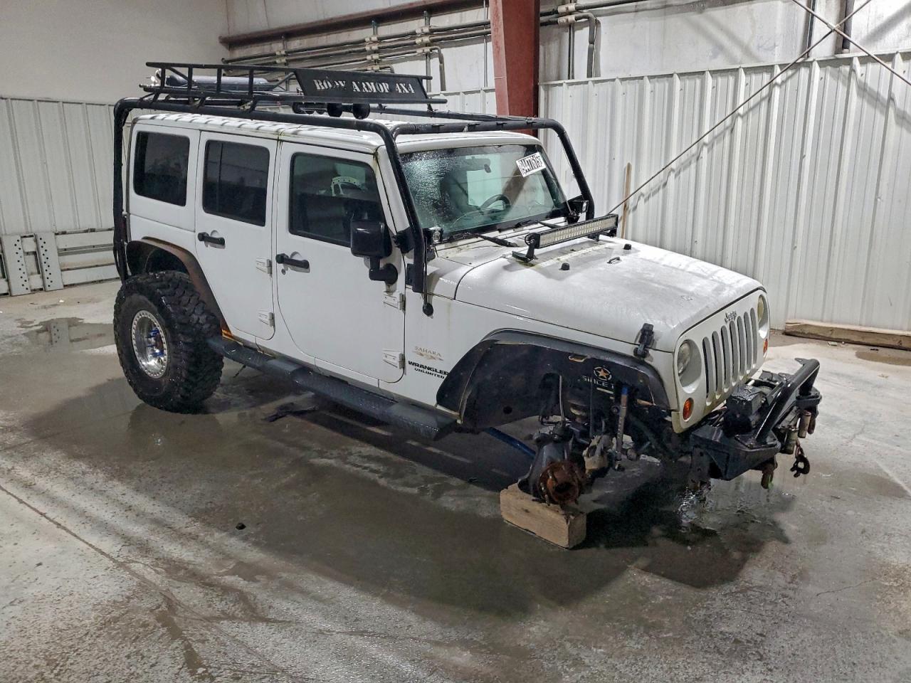 2012 Jeep Wrangler Unlimited Sahara - Image 4
