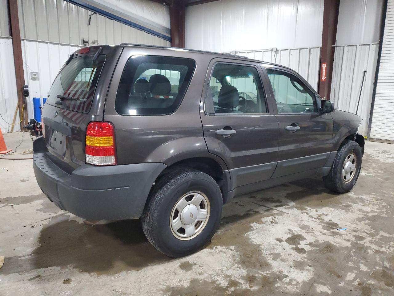 2007 Ford Escape Xls - Image 3