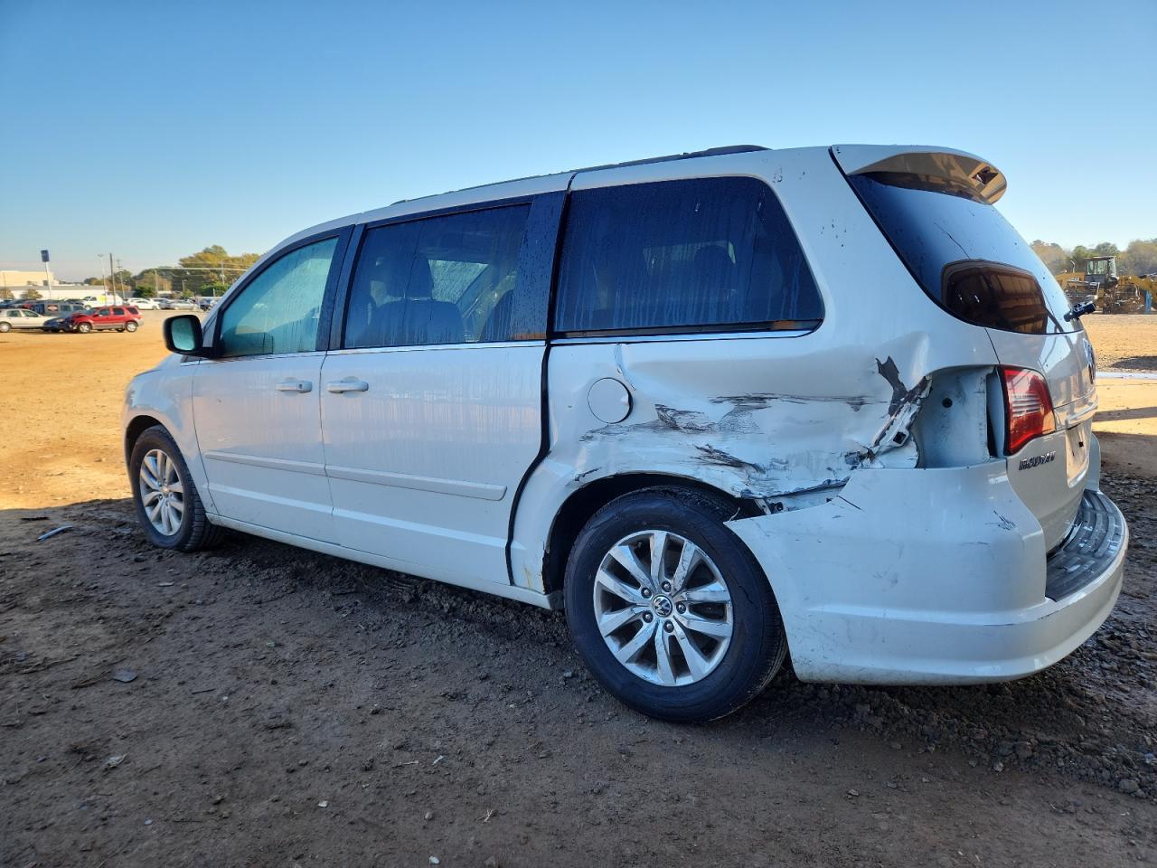 2012 Volkswagen Routan Se - Фото 2