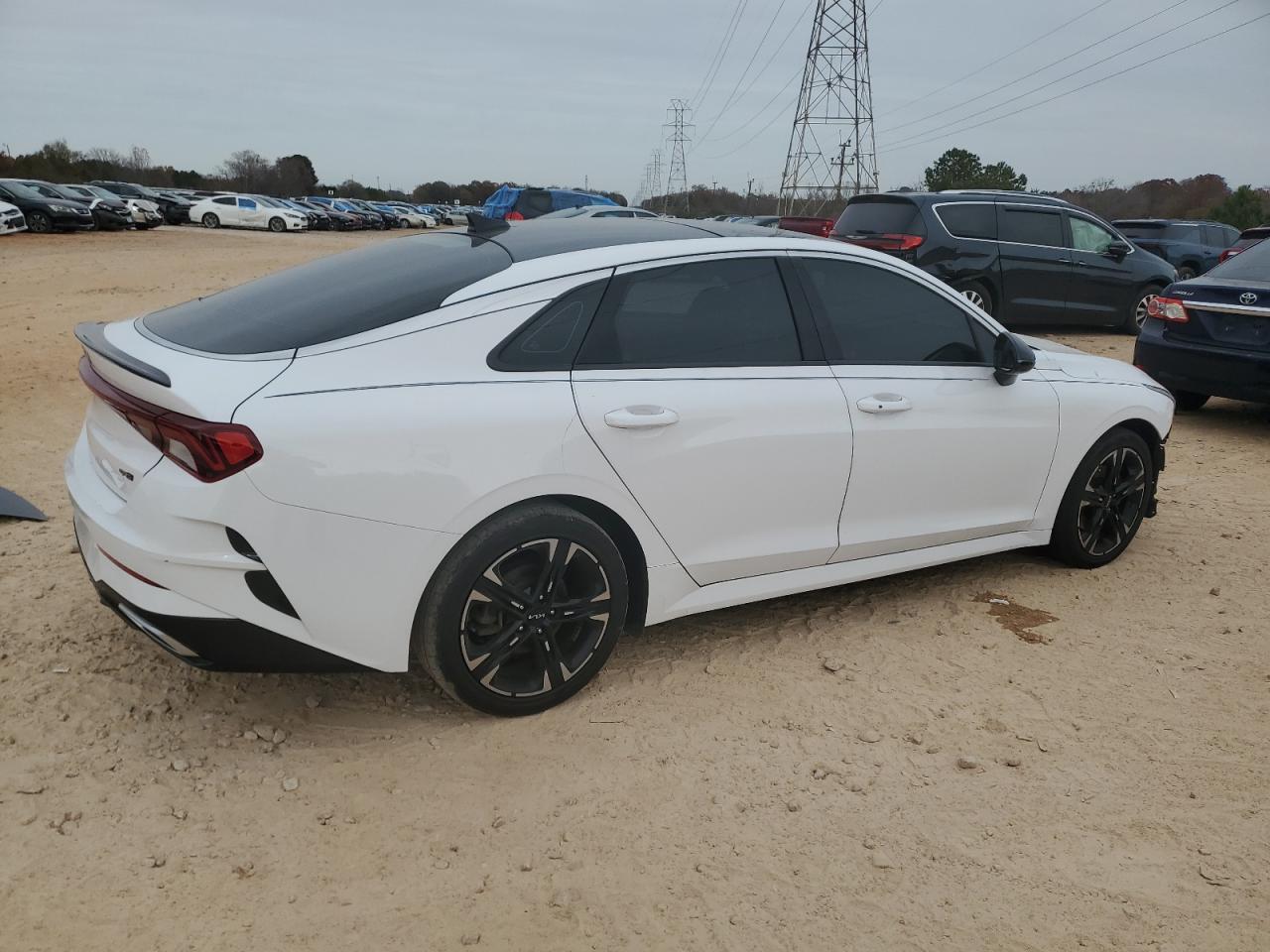 2022 Kia K5 Gt Line - Фото 3