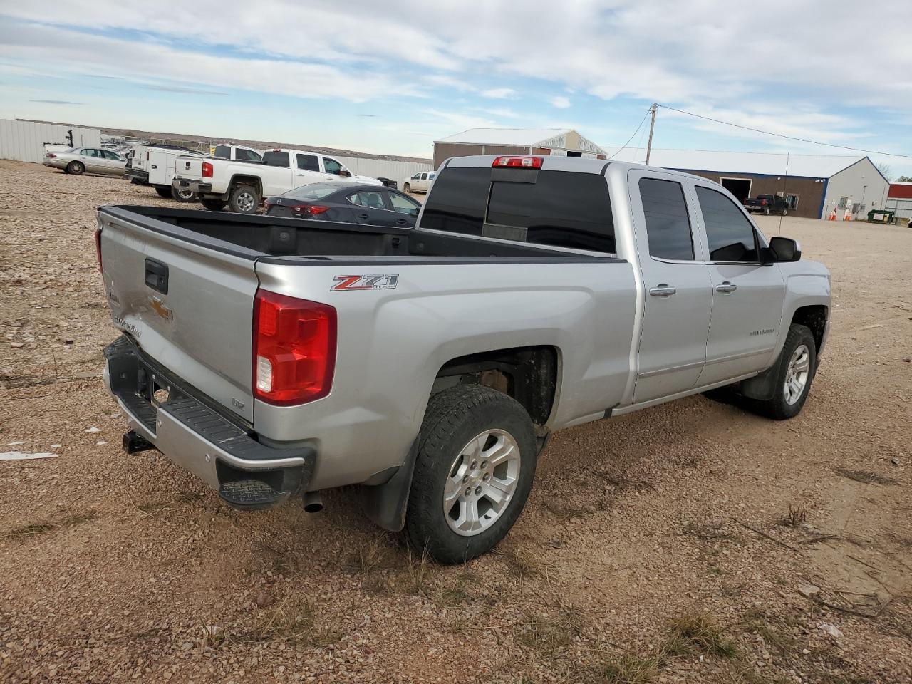 2017 Chevrolet Silverado K1500 Ltz - Image 3