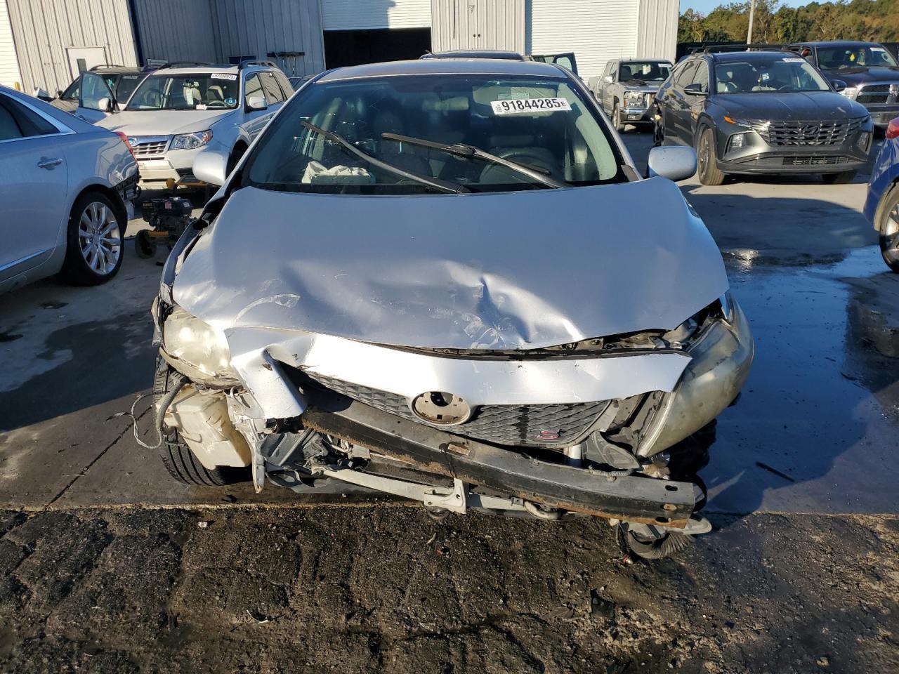 2010 Toyota Corolla Base - Фото 5