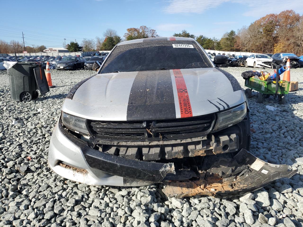 2019 Dodge Charger Sxt - Image 5