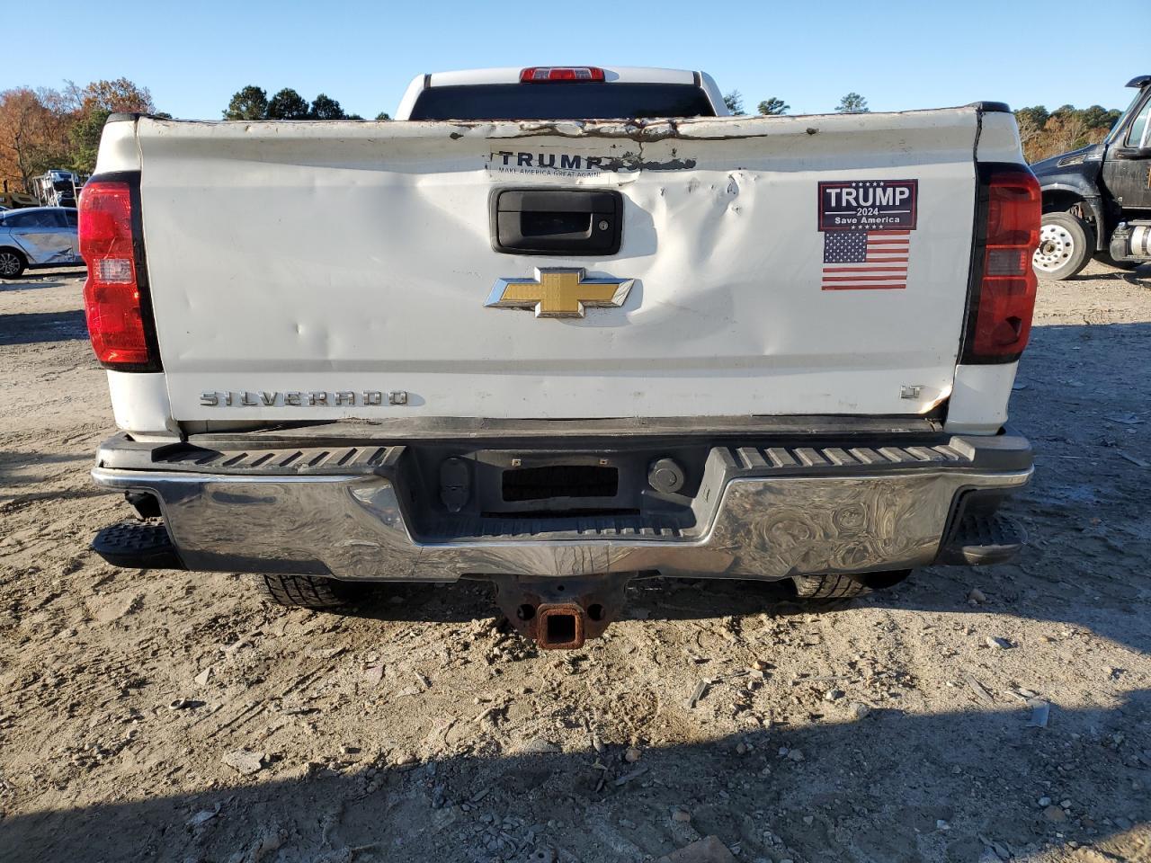 2015 Chevrolet Silverado K2500 Heavy Duty - Image 6