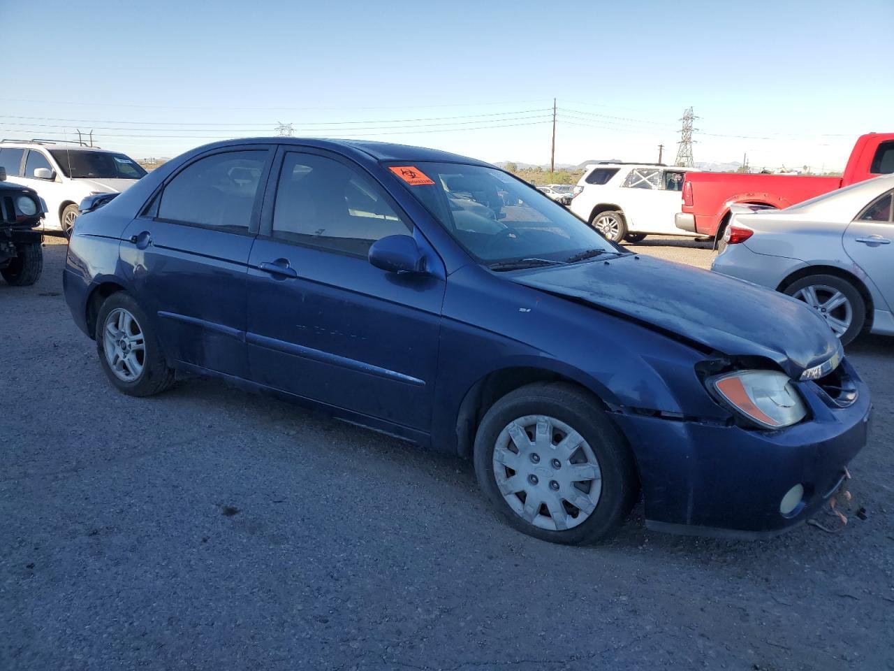 2004 Kia Spectra Lx - Image 4