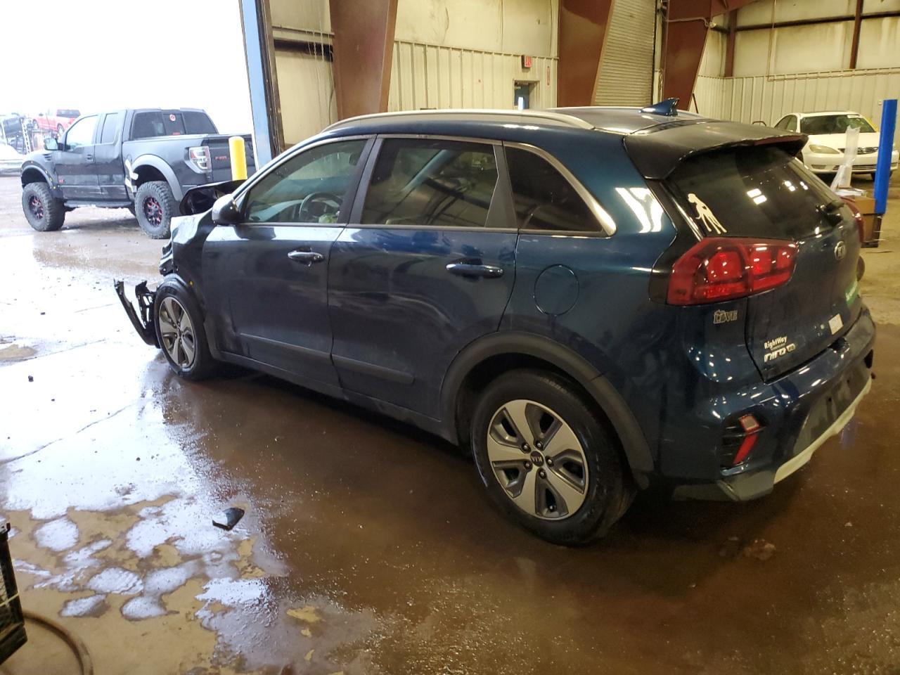 2020 Kia Niro Lx - Image 2