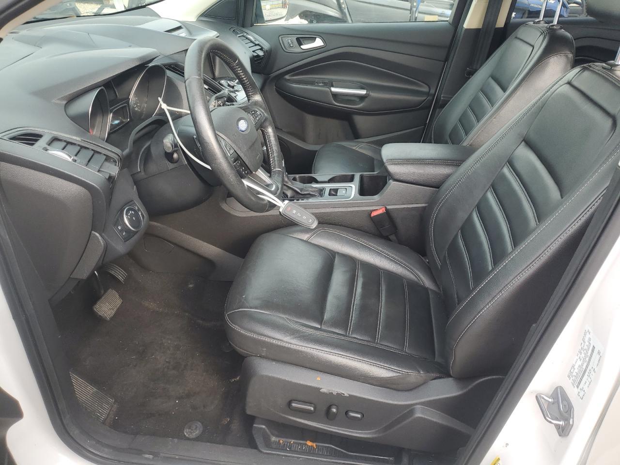 2017 Ford Escape Titanium - Image 7