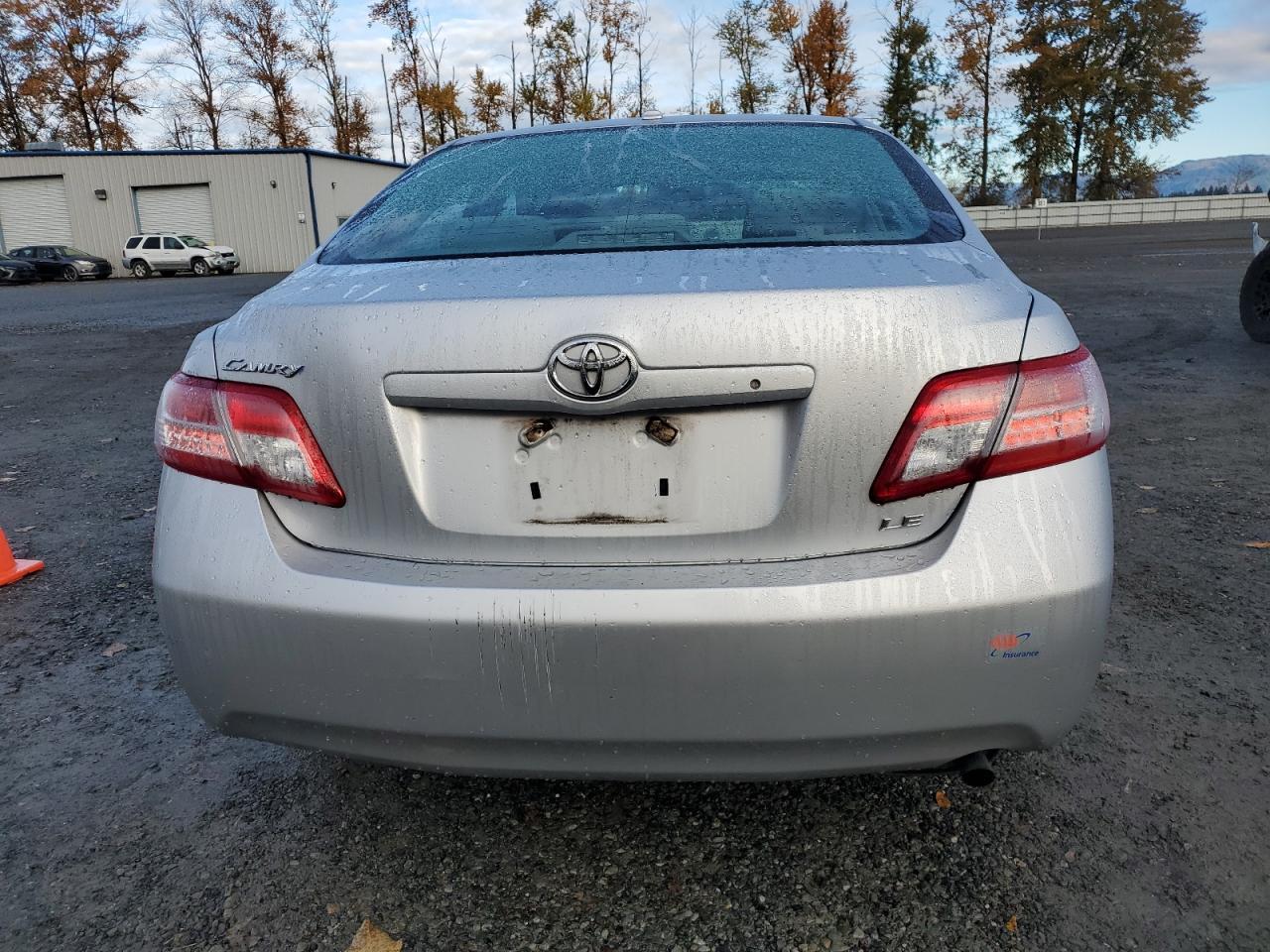 2011 Toyota Camry Base - Фото 6
