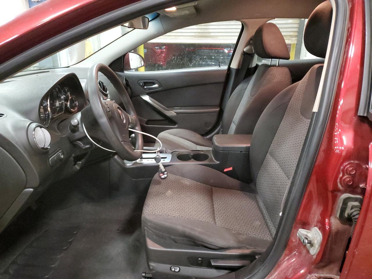 2010 Pontiac G6 - Image 7