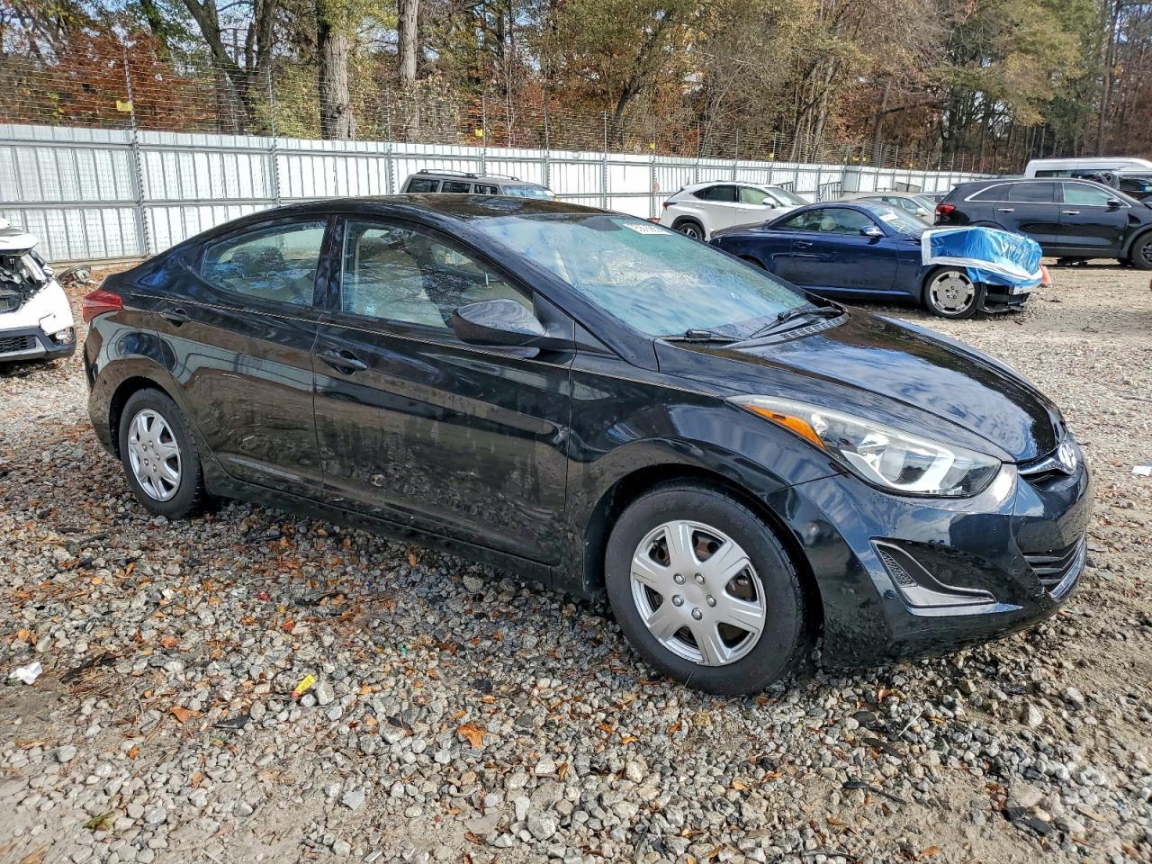 2016 Hyundai Elantra Se - Фото 4