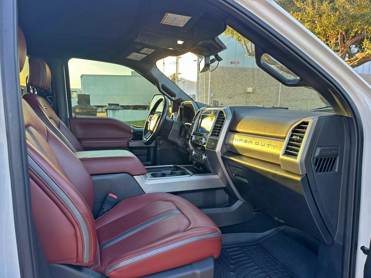 2021 Ford F250 Super Duty - Image 5