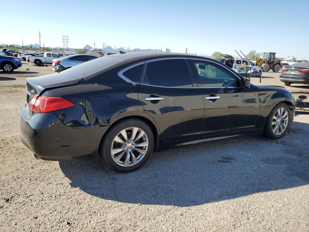 2013 Infiniti M37 X - Фото 3