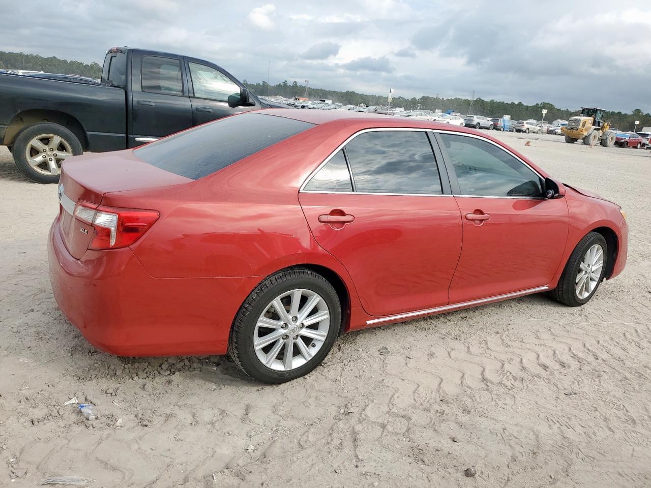 2013 Toyota Camry L - Image 3