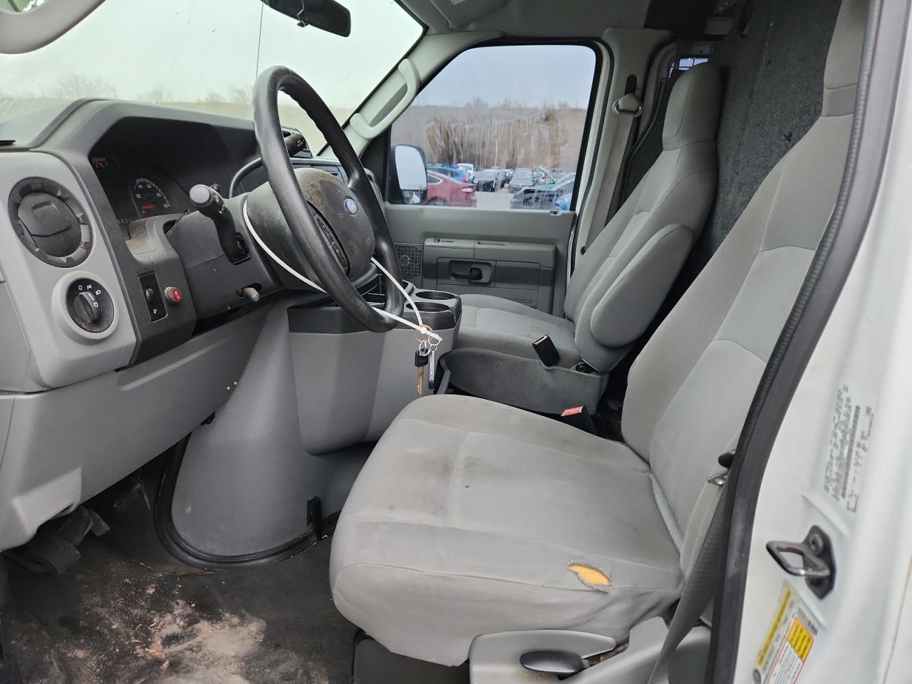 2012 Ford Econoline E250 Van - Image 7