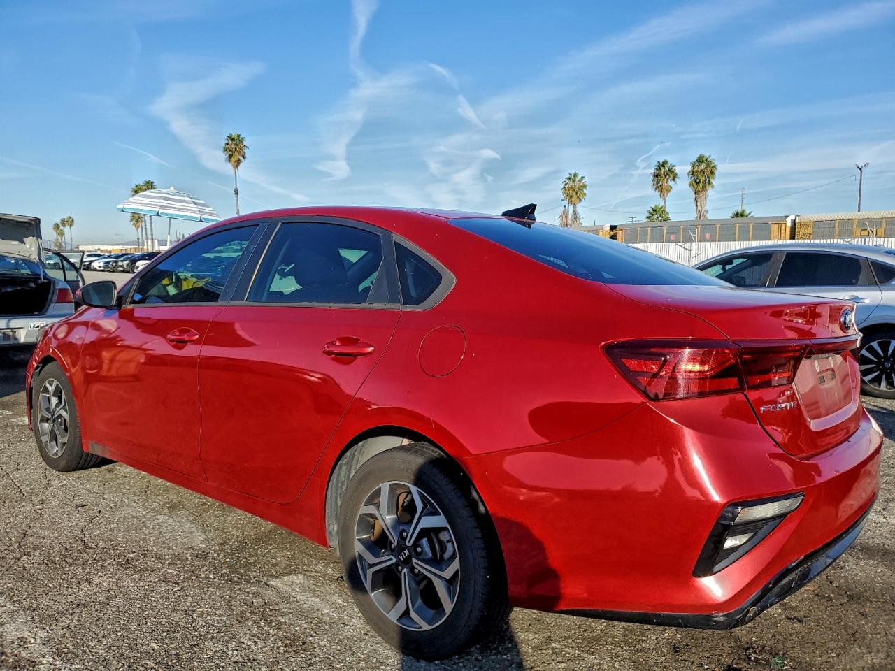 2021 Kia Forte Fe - Фото 2