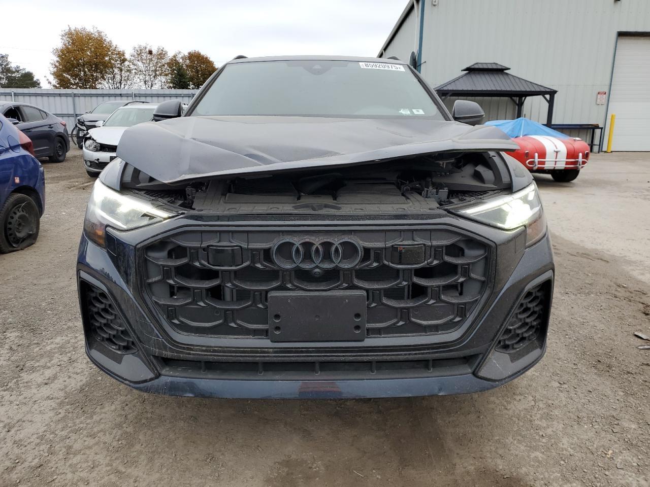 2025 Audi Q8 Progressiv - Image 5