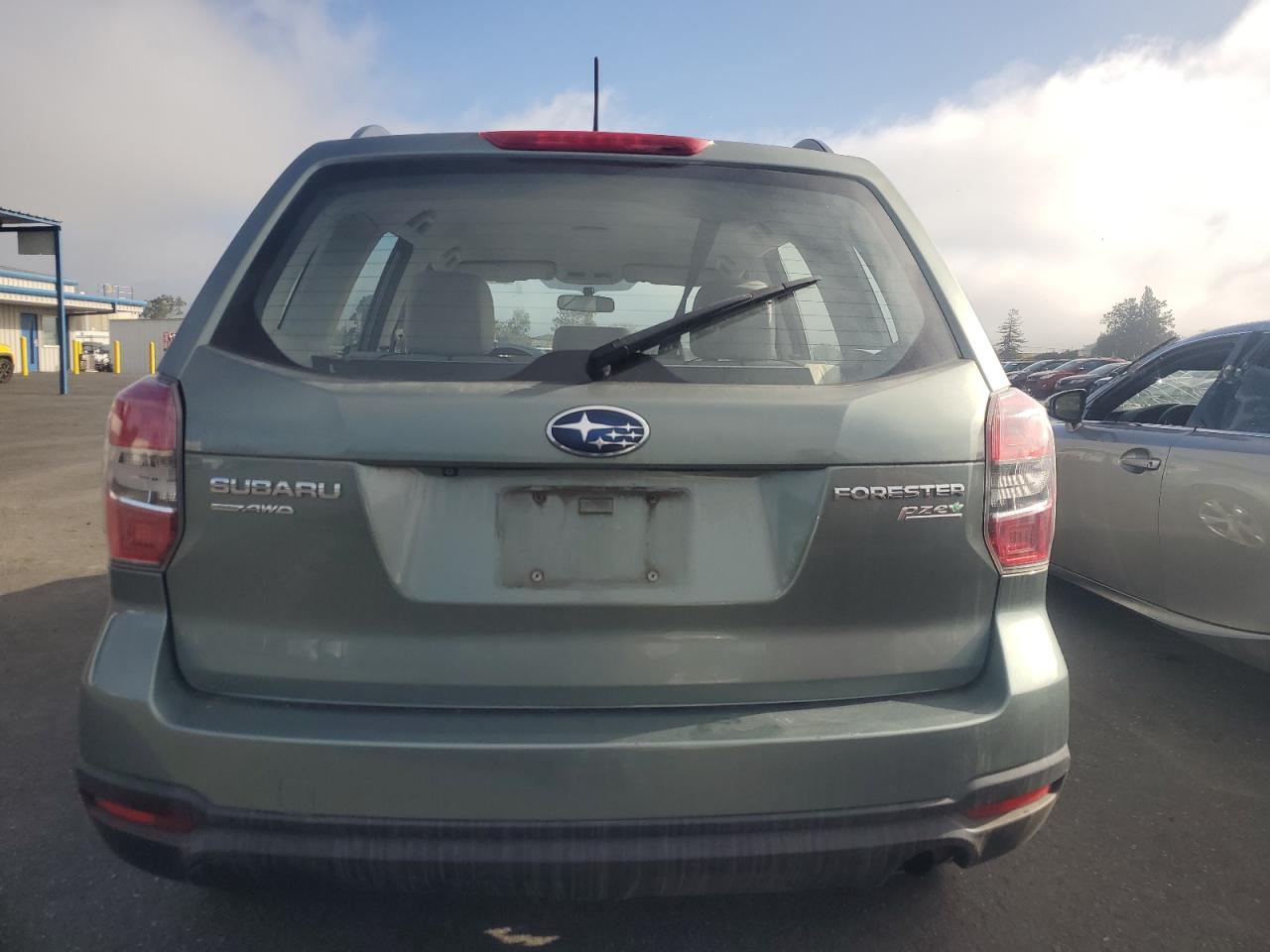 2015 Subaru Forester 2.5I - Image 6