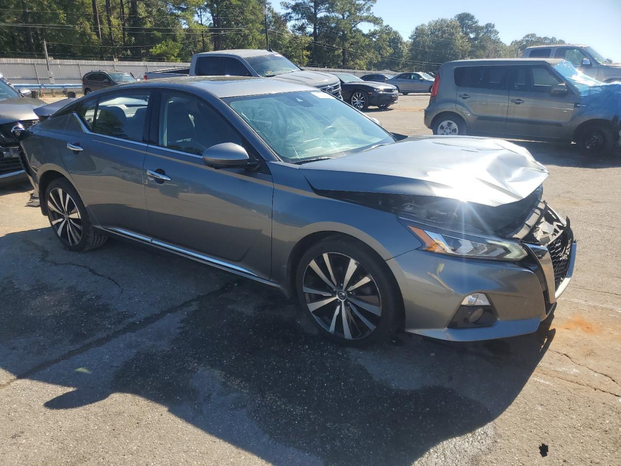 2020 Nissan Altima Platinum - Фото 4