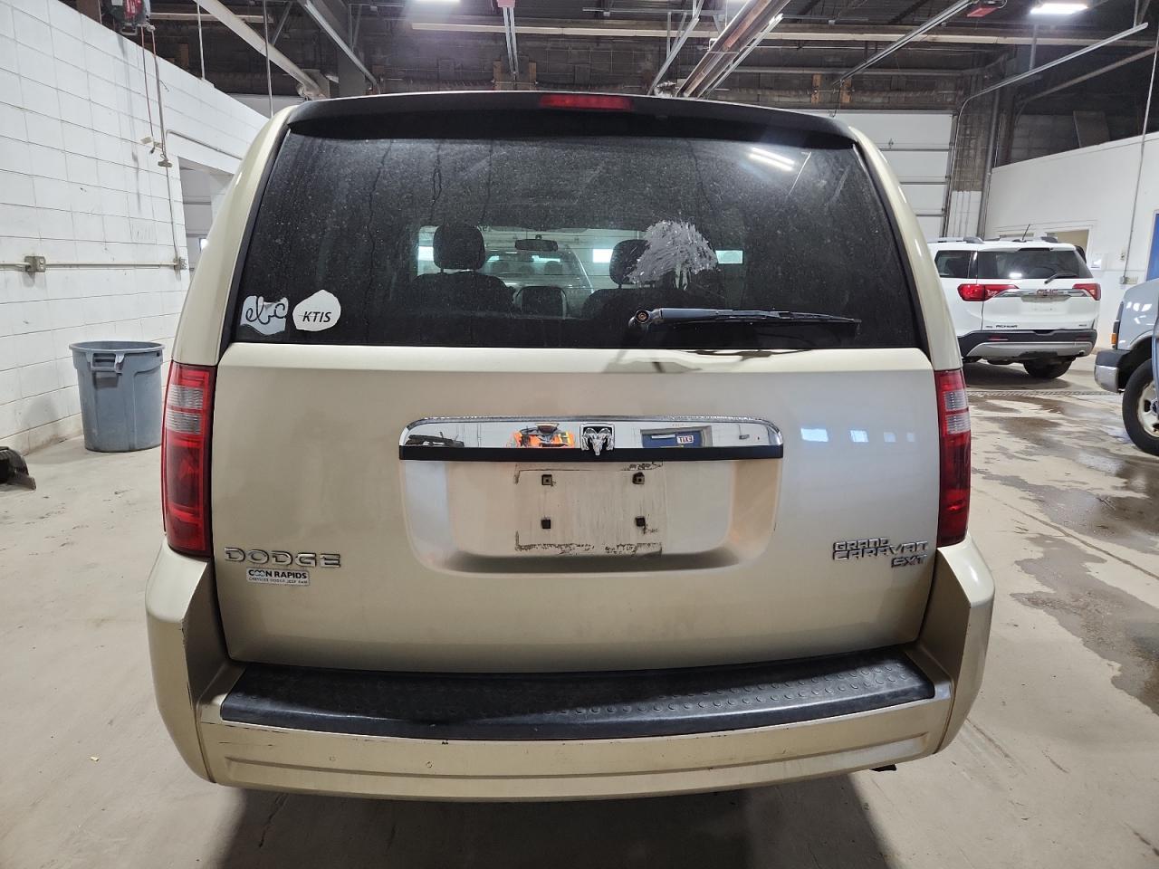 2010 Dodge Grand Caravan Sxt - Фото 6