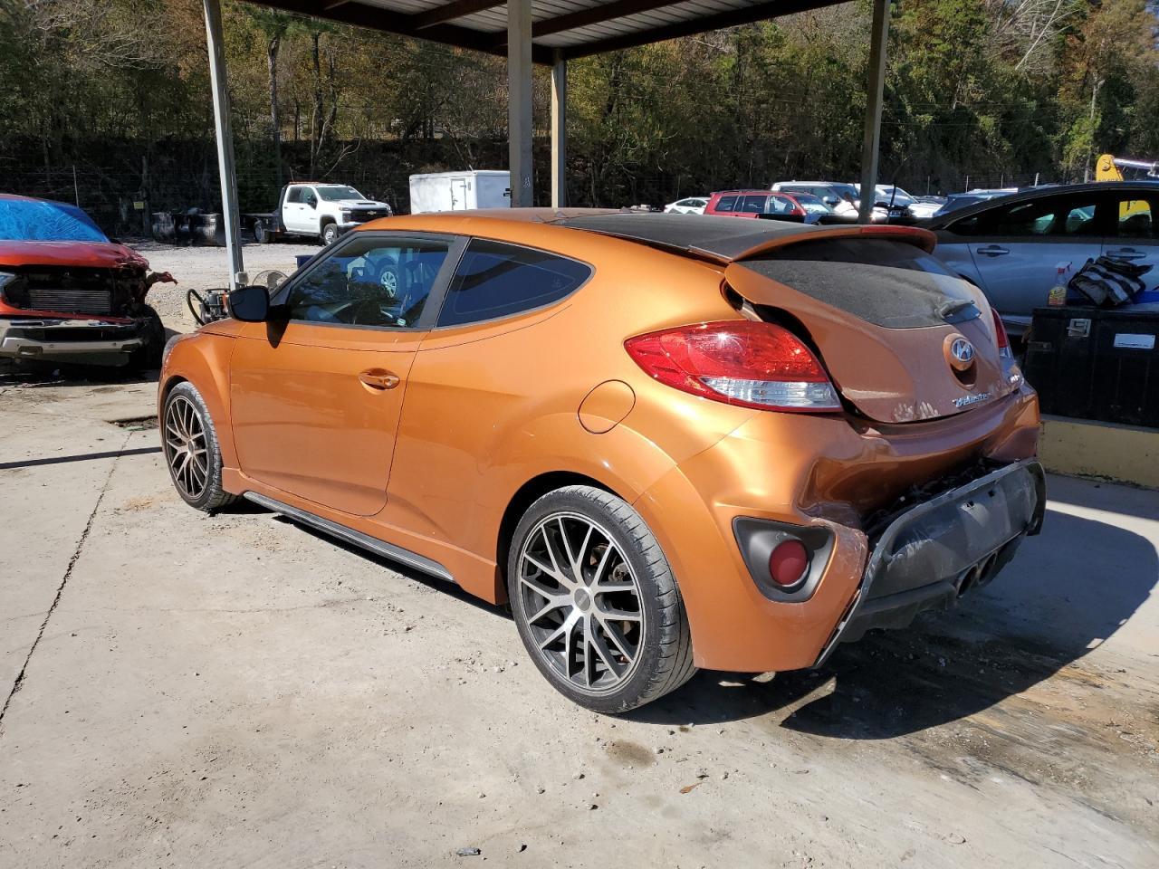 2016 Hyundai Veloster - Фото 2