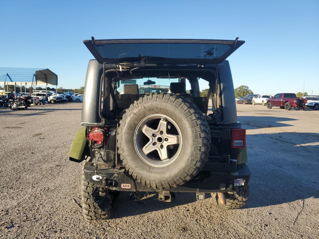 2010 Jeep Wrangler Unlimited Rubicon - Фото 6