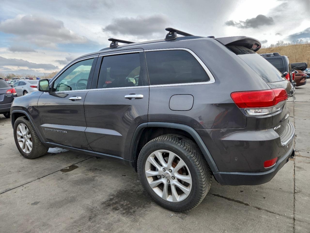 2017 Jeep Grand Cherokee Limited - Image 2