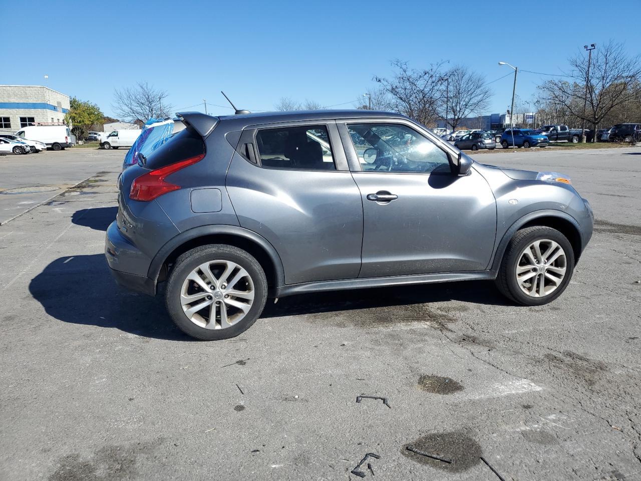 2012 Nissan Juke S - Image 3
