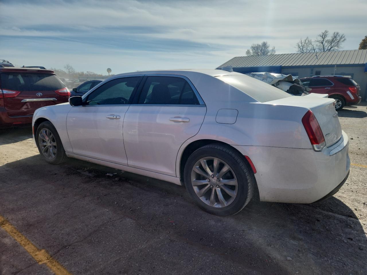 2015 Chrysler 300 Limited - Image 2