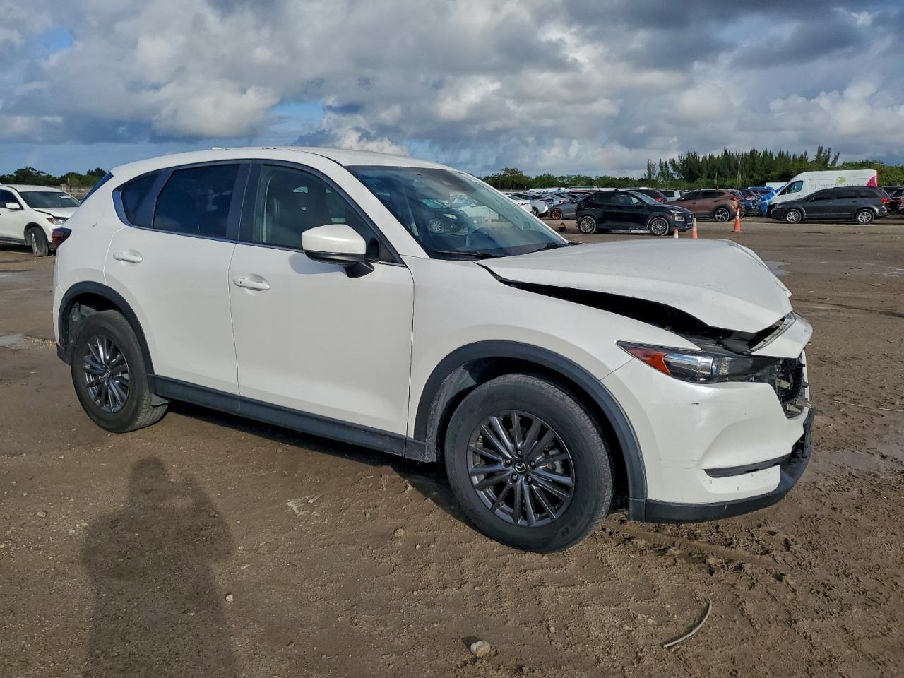 2019 Mazda Cx-5 Touring - Image 4
