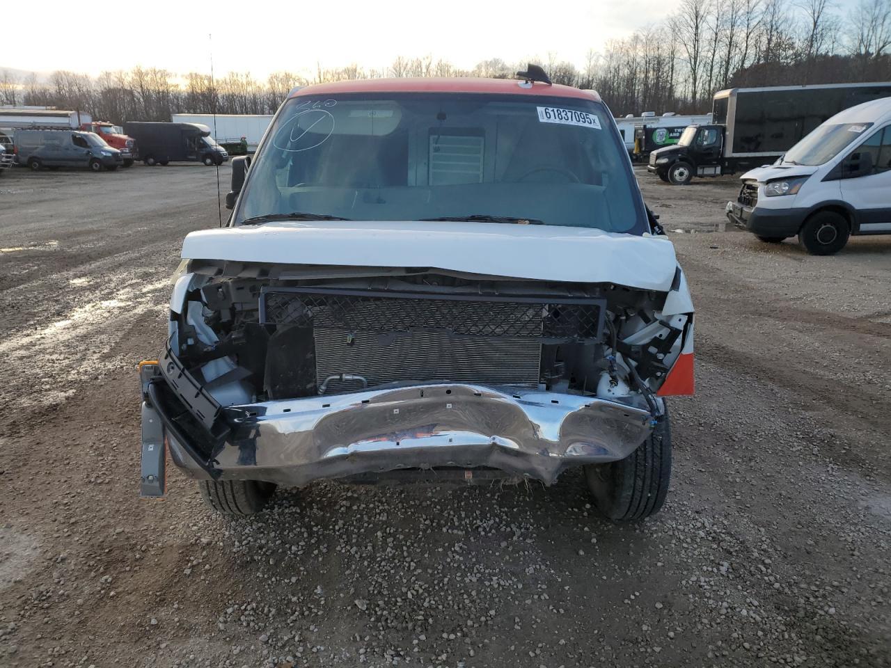 2025 Chevrolet Express G2500 - Image 5