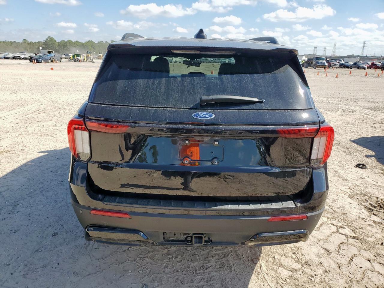 2025 Ford Explorer St-Line - Фото 6