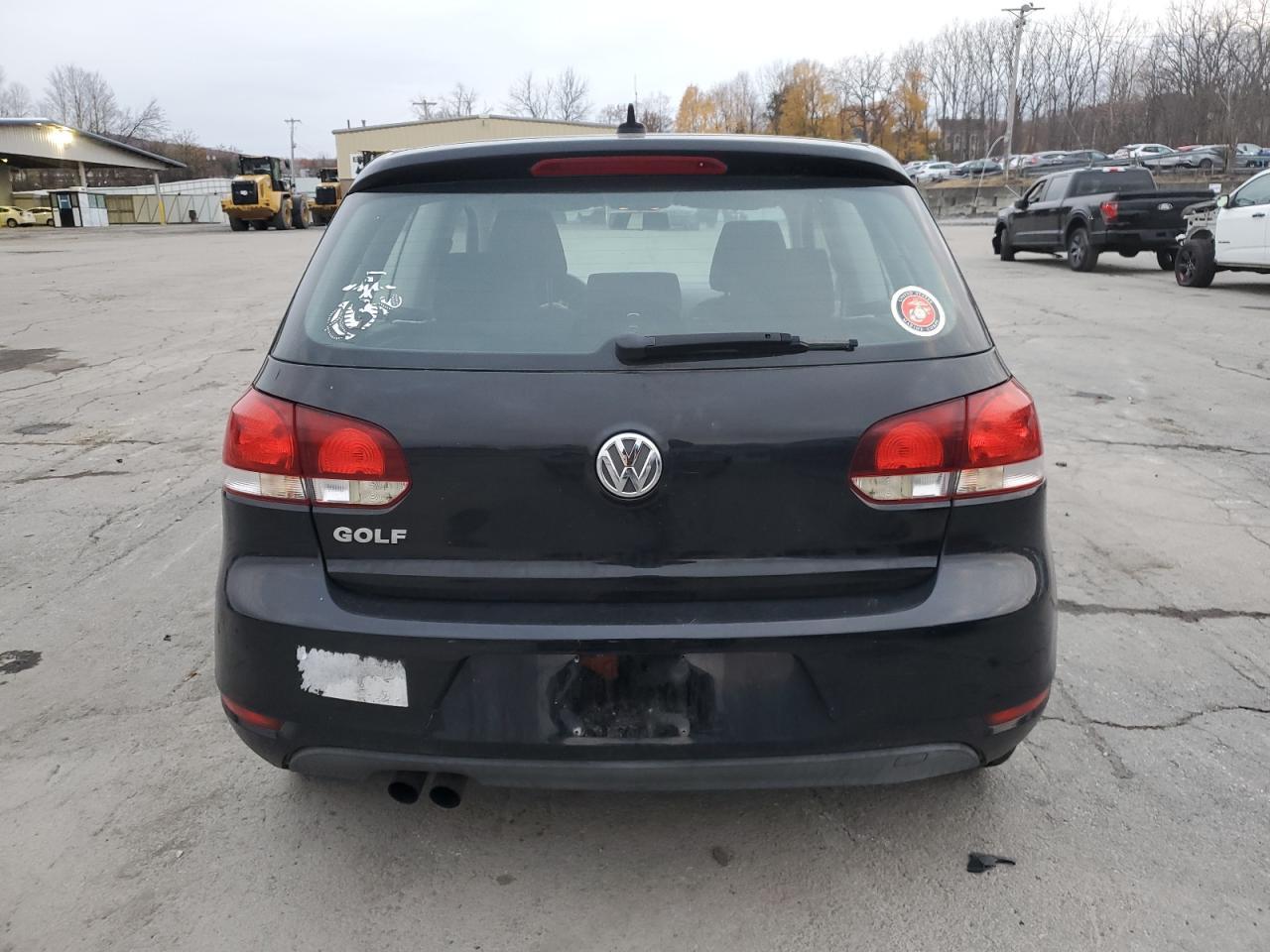 2012 Volkswagen Golf - Image 6