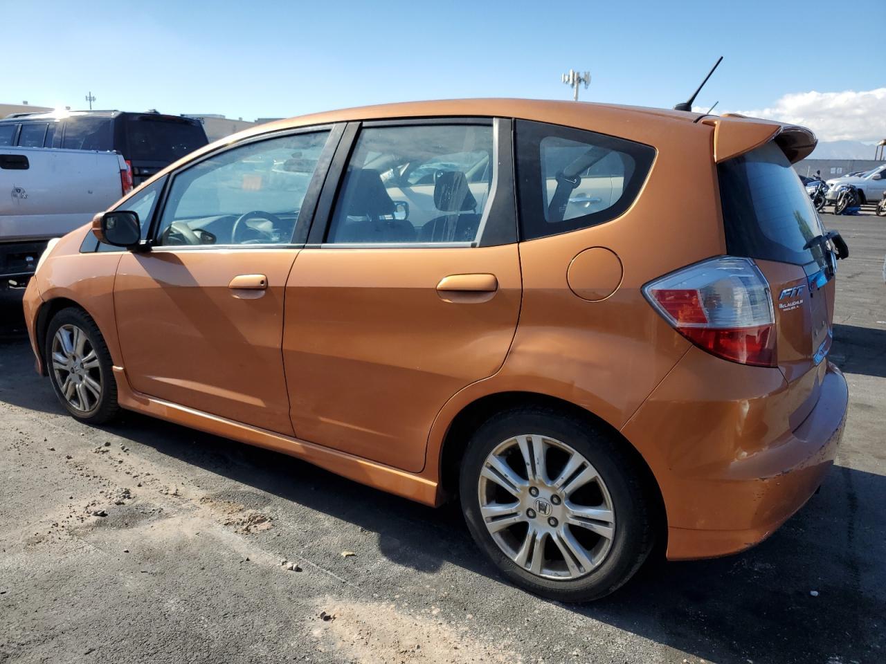 2010 Honda Fit Sport - Фото 2