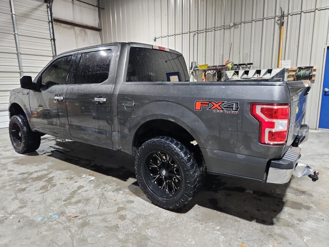 2018 Ford F150 Supercrew - Фото 2