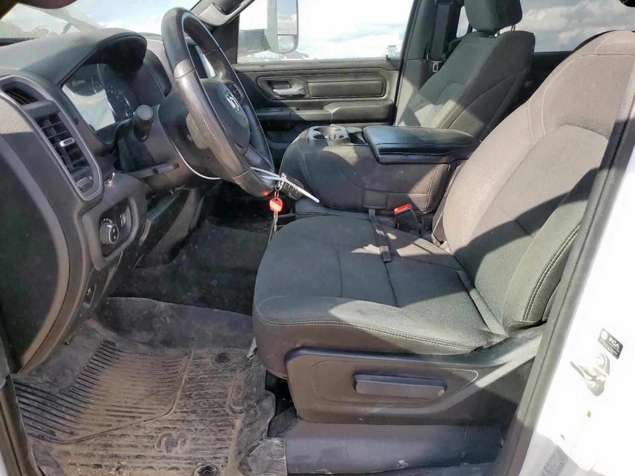 2023 Ram 1500 Tradesman - Фото 7