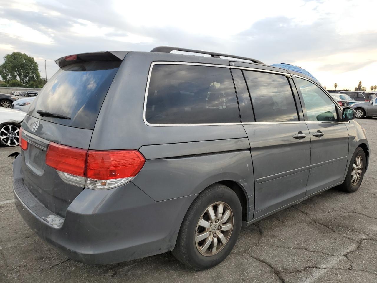2010 Honda Odyssey Exl - Image 3