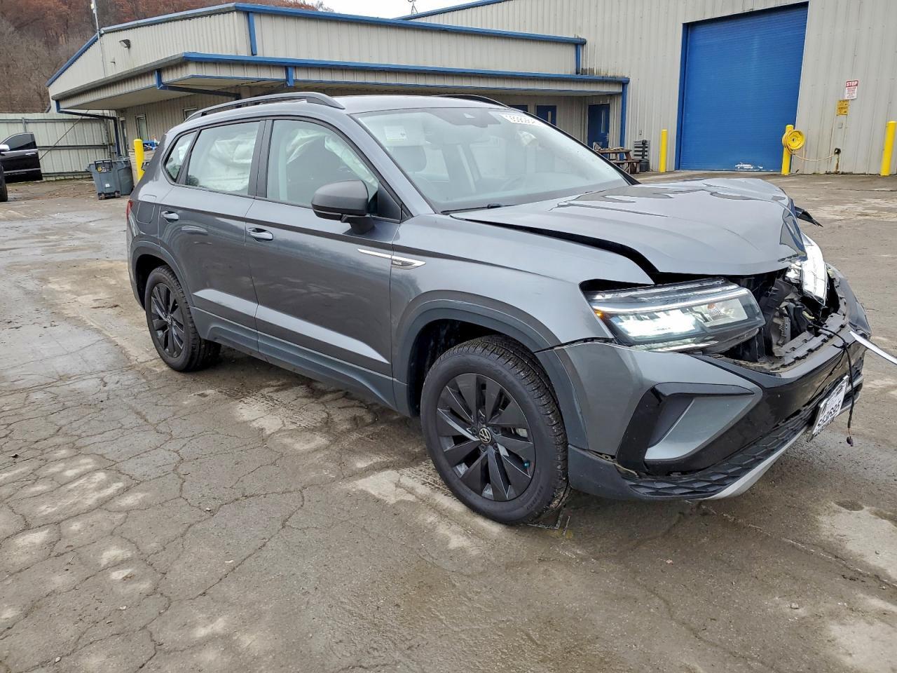 2022 Volkswagen Taos S - Image 4