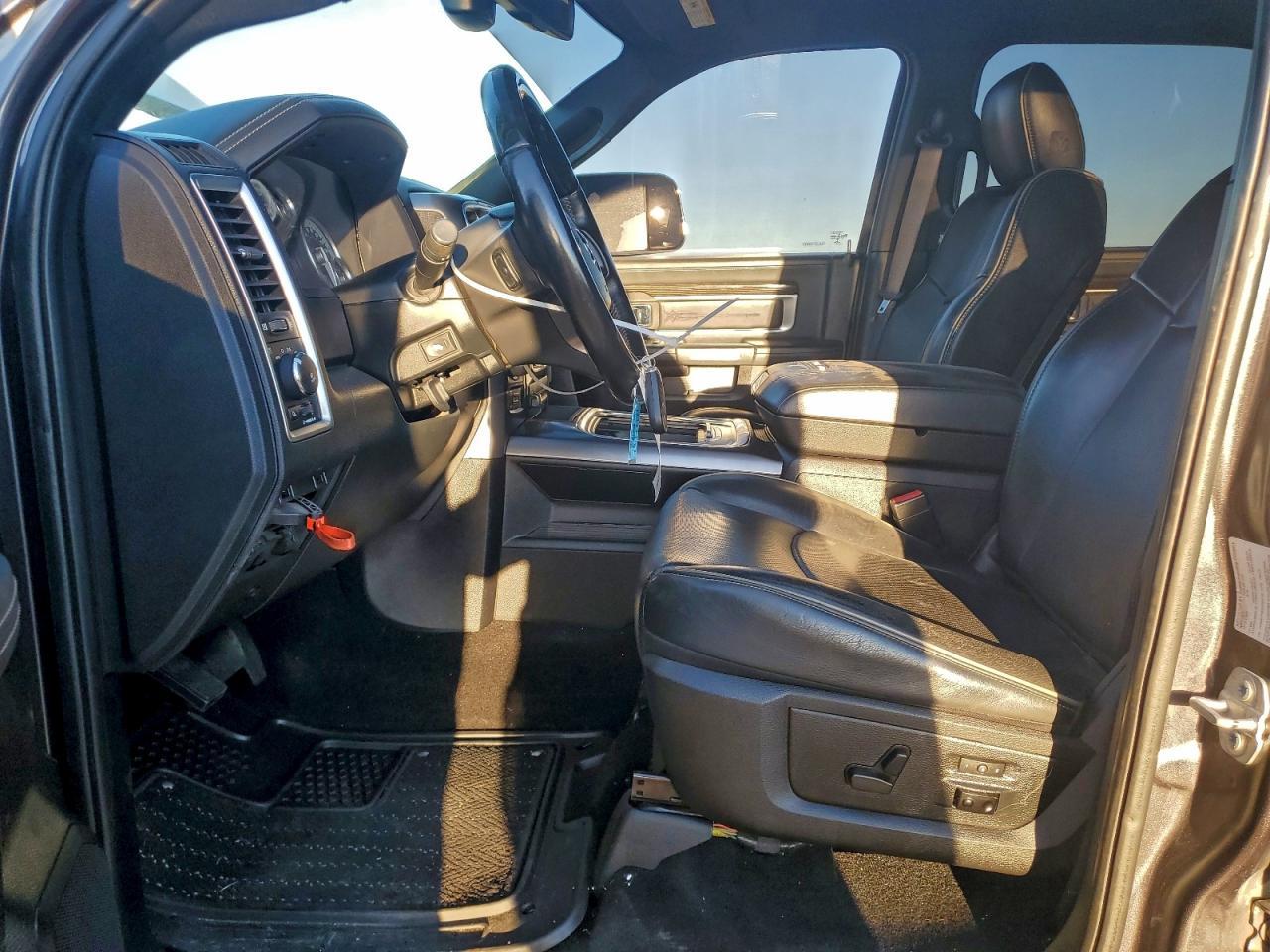 2016 Ram 1500 Longhorn - Image 7