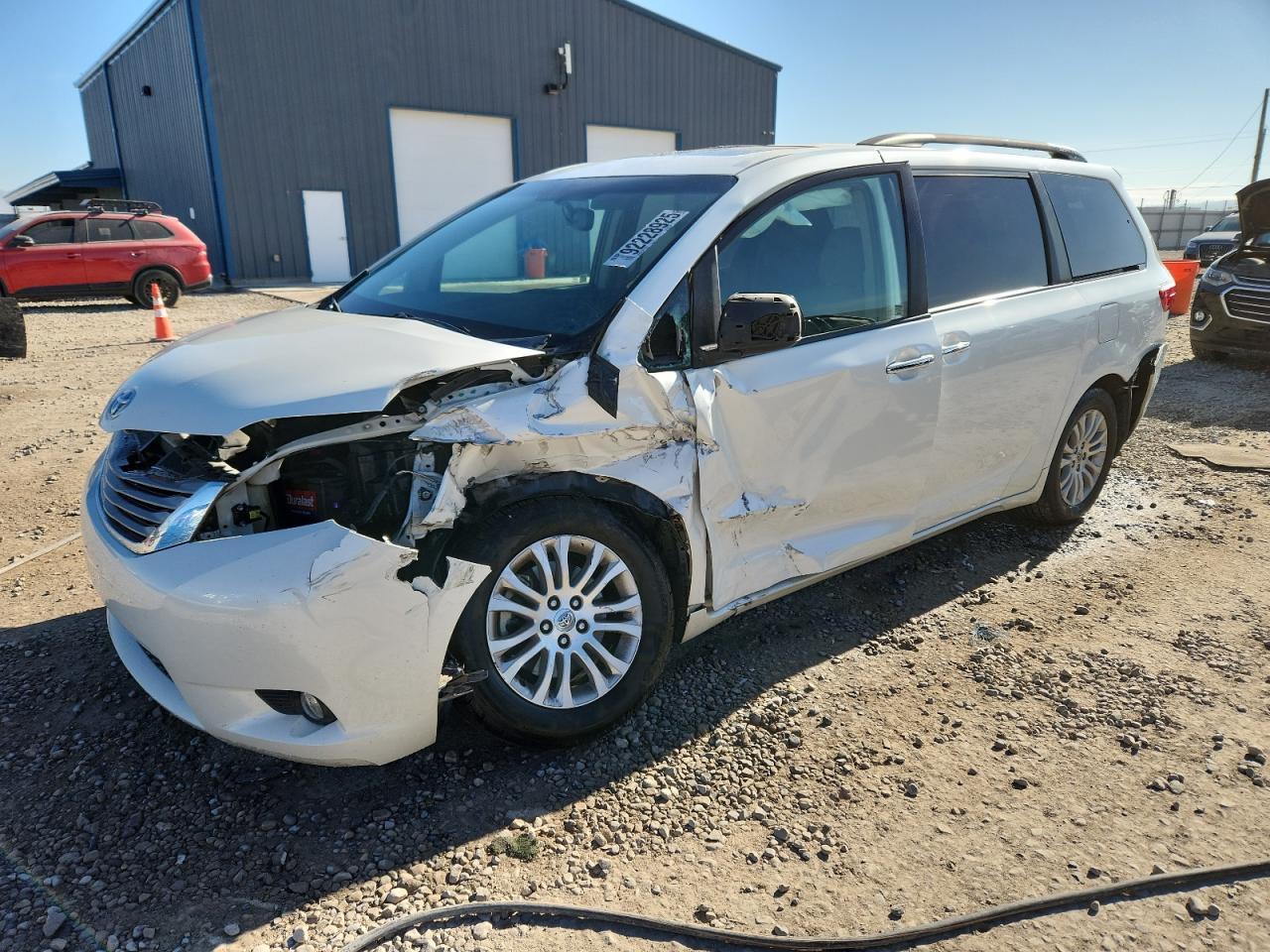 2017 Toyota Sienna Xle Premium 8-Passenger