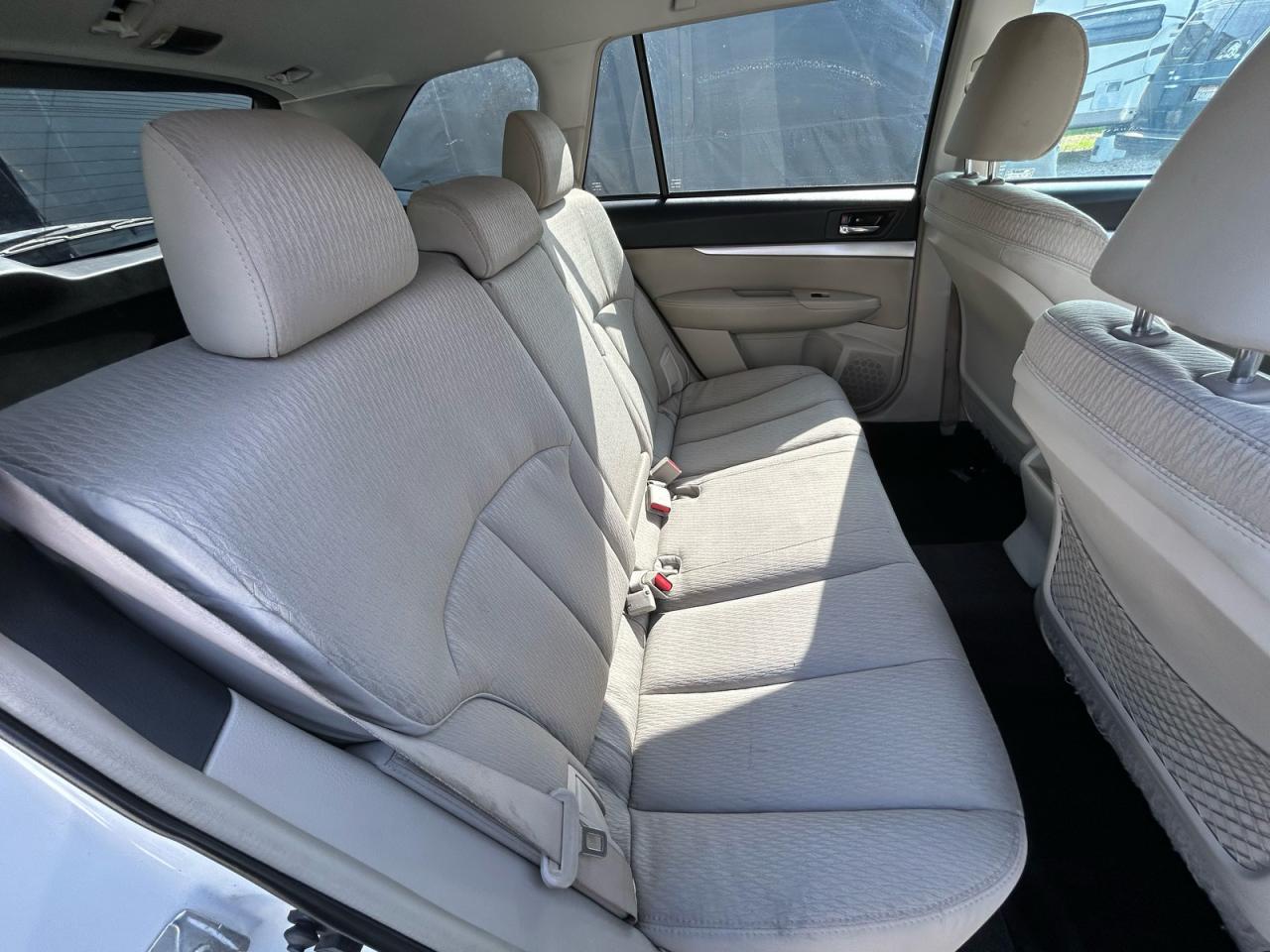 2011 Subaru Outback 2.5I Premium - Фото 6