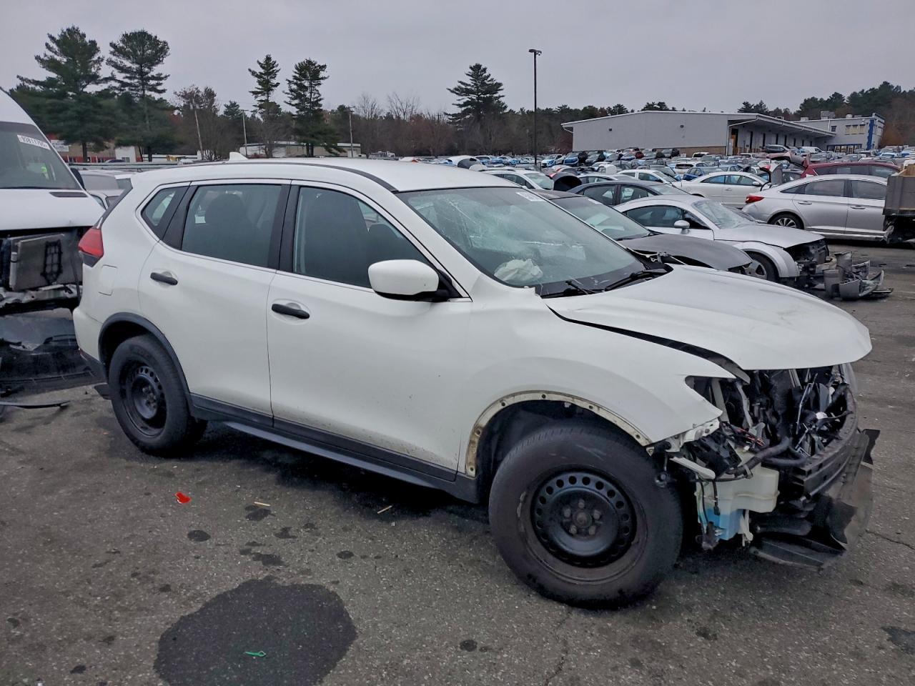 2017 Nissan Rogue S - Image 4