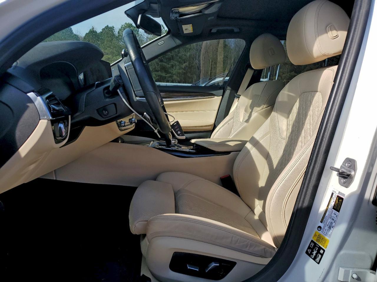 2023 BMW 530 Xi - Фото 7