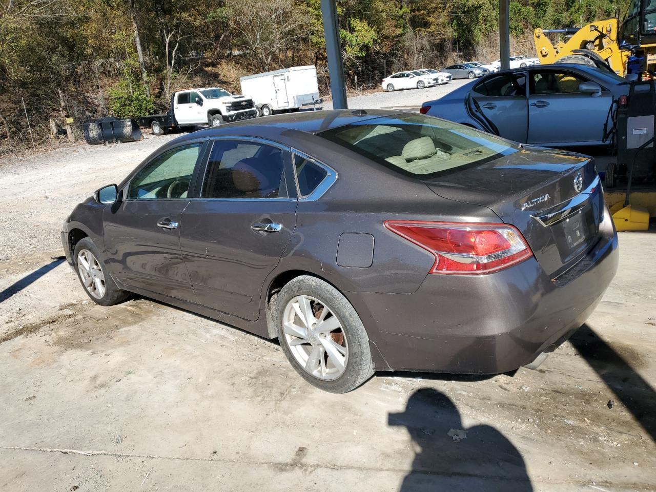 2013 Nissan Altima 2.5 - Фото 2