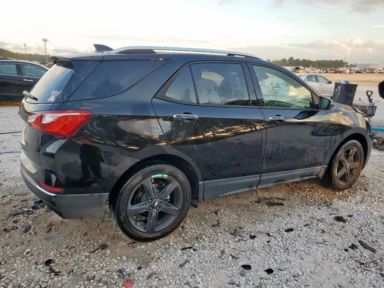 2020 Chevrolet Equinox Premier - Фото 3