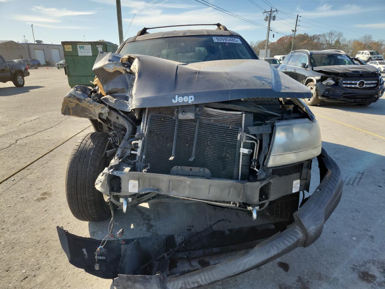 2004 Jeep Grand Cherokee Laredo - Image 5