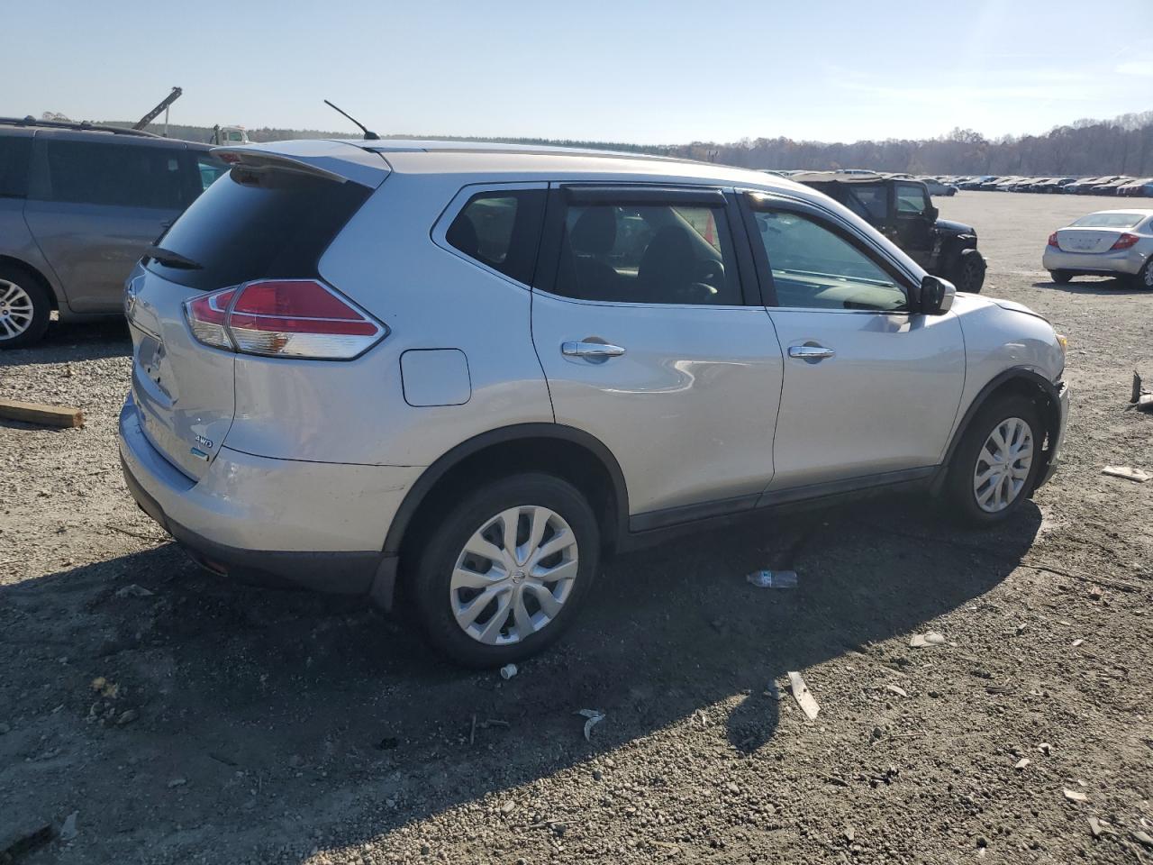 2014 Nissan Rogue S - Фото 3